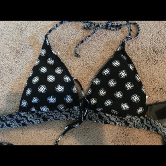 Mossimo Blk/White Bikini - Picture 2 of 4